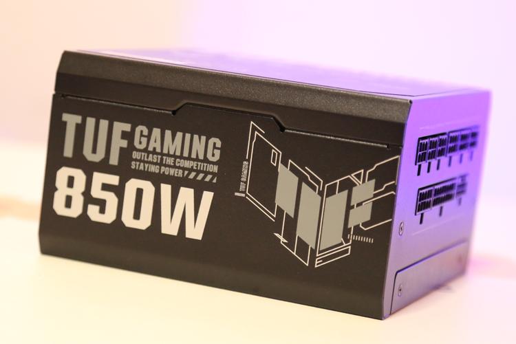 ROG平替！整一套TUF电竞特工全家桶：TUF GT502弹药库、TUF 850W电源、侠光TF120 ARGB