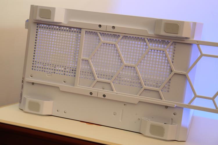 ROG平替！整一套TUF电竞特工全家桶：TUF GT502弹药库、TUF 850W电源、侠光TF120 ARGB