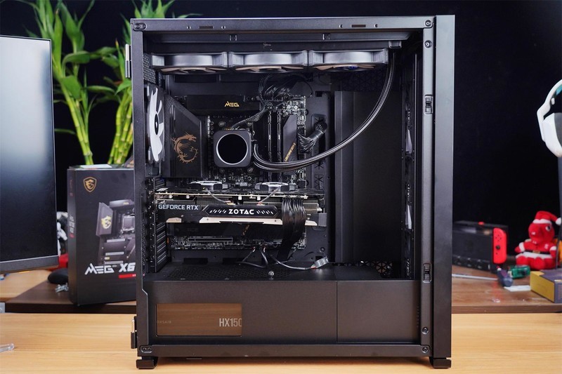 颜值高，性能强，把“光污染”做得淋漓尽致，海盗船机电装机分享