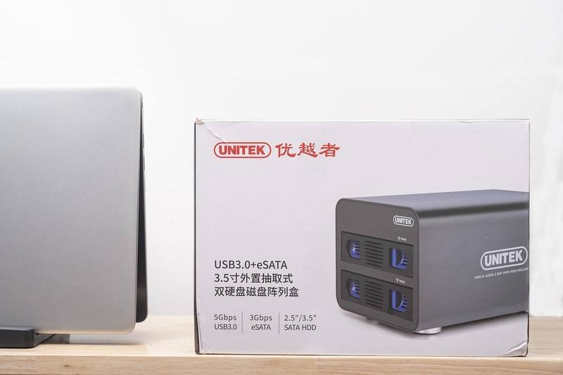 数据安全最重要，个人备份怎么选，市售五款RAID磁盘阵列横向评测