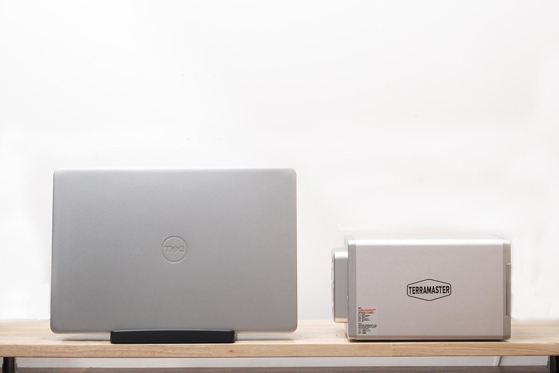 数据安全最重要，个人备份怎么选，市售五款RAID磁盘阵列横向评测