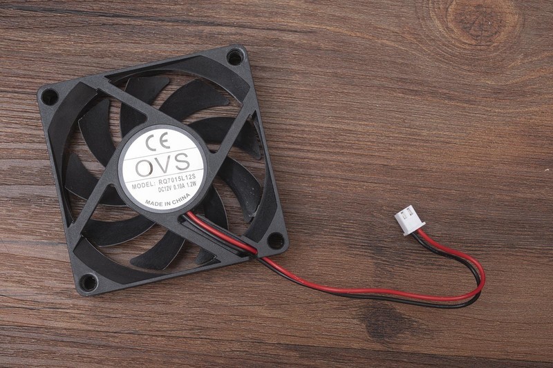 数据安全最重要，个人备份怎么选，市售五款RAID磁盘阵列横向评测