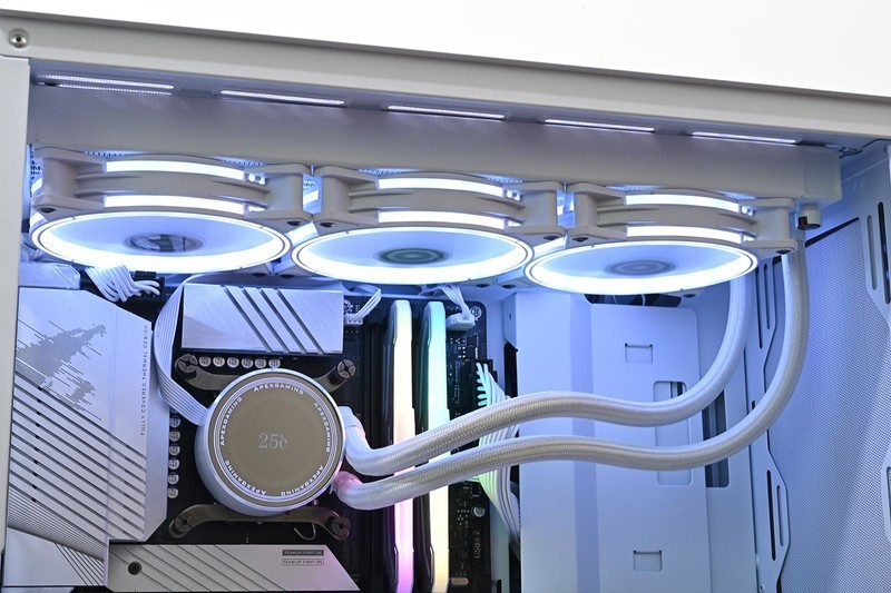 数据安全最重要，个人备份怎么选，市售五款RAID磁盘阵列横向评测