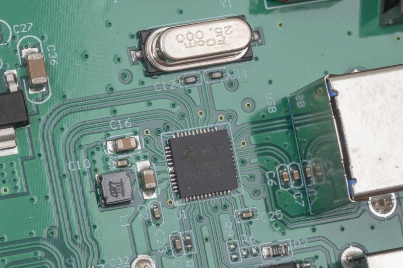 数据安全最重要，个人备份怎么选，市售五款RAID磁盘阵列横向评测