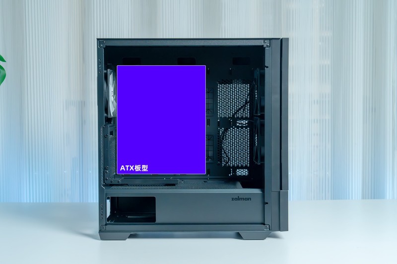 机箱也自带15.6寸大屏？zalman思民 Z10 DS来了！DIY市场有的看了