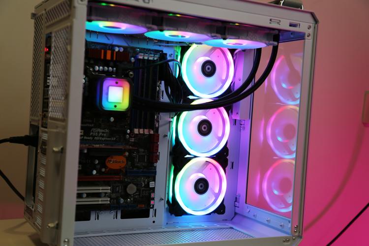 ROG平替！整一套TUF电竞特工全家桶：TUF GT502弹药库、TUF 850W电源、侠光TF120 ARGB