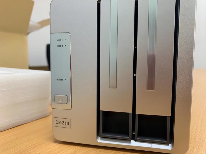 数据安全最重要，个人备份怎么选，市售五款RAID磁盘阵列横向评测