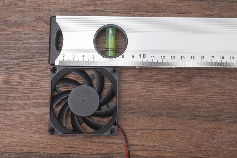 数据安全最重要，个人备份怎么选，市售五款RAID磁盘阵列横向评测