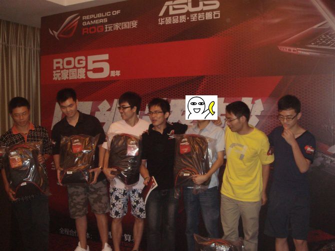 儿时梦想终成真  总价超3万的满杯配置电脑玩起来爽吗？