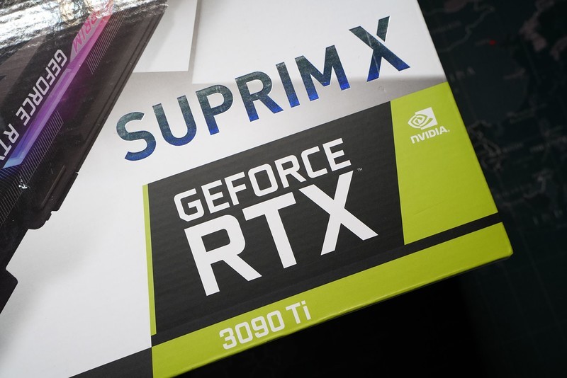 儿时梦想终成真  总价超3万的满杯配置电脑玩起来爽吗？