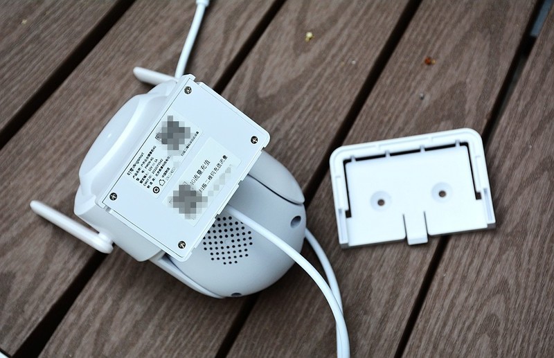 叮零户外云台摄像机4G版，全彩夜视耳聪目明看家护院好帮手