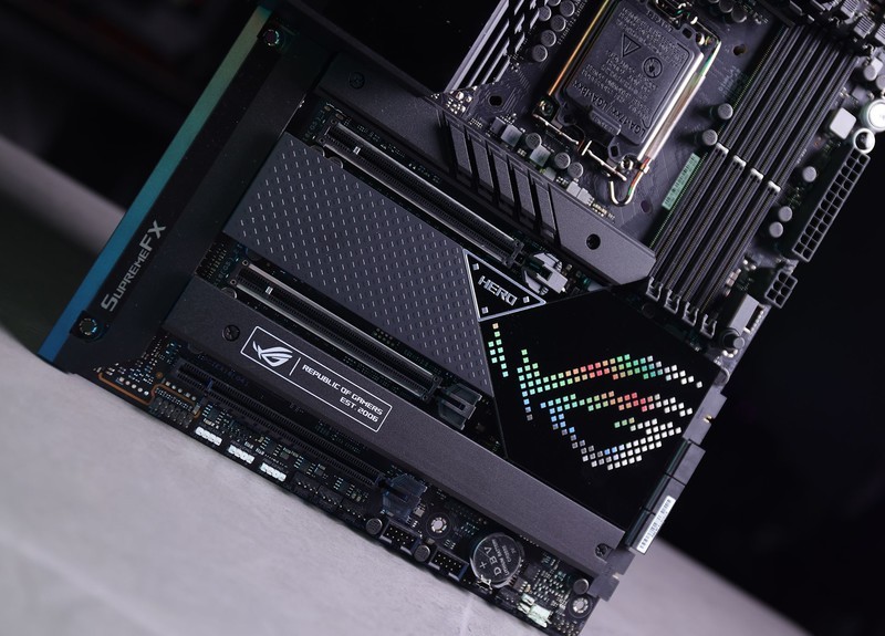 儿时梦想终成真  总价超3万的满杯配置电脑玩起来爽吗？