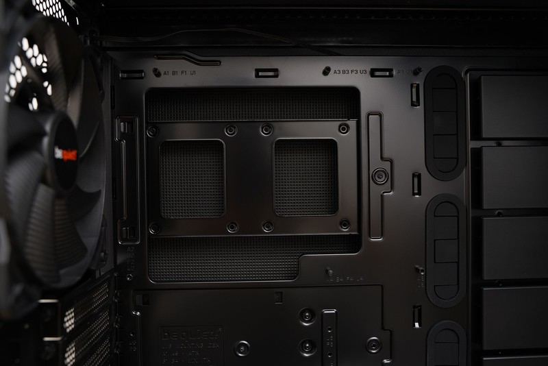 儿时梦想终成真  总价超3万的满杯配置电脑玩起来爽吗？