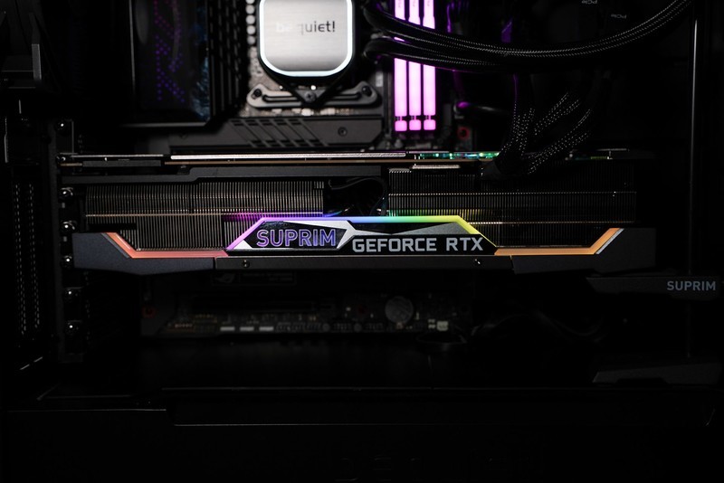 儿时梦想终成真  总价超3万的满杯配置电脑玩起来爽吗？