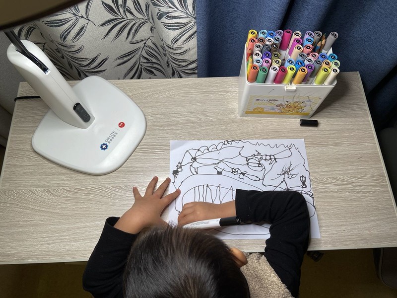 一款很容易让有钱人为孩子买单的护眼台灯！爱德华天使之光2体验