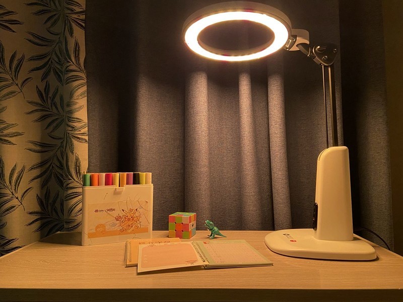 一款很容易让有钱人为孩子买单的护眼台灯！爱德华天使之光2体验