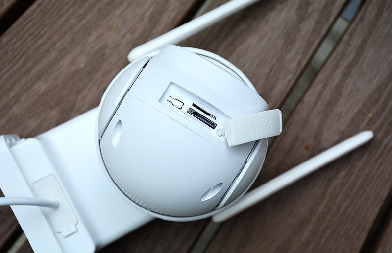 叮零户外云台摄像机4G版，全彩夜视耳聪目明看家护院好帮手