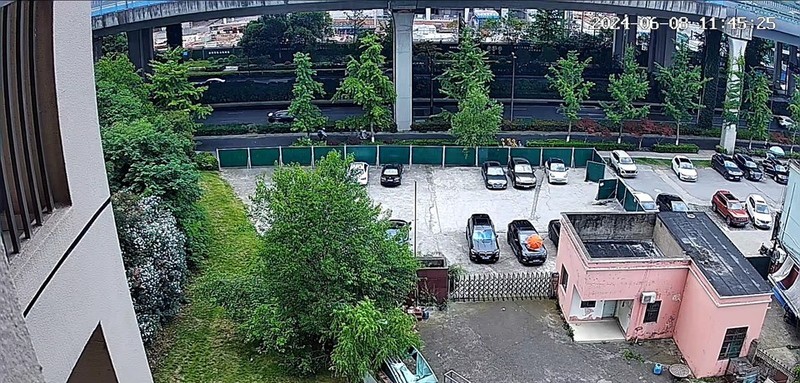 叮零户外云台摄像机4G版，全彩夜视耳聪目明看家护院好帮手