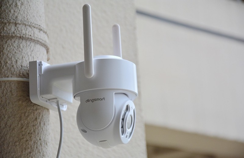 叮零户外云台摄像机4G版，全彩夜视耳聪目明看家护院好帮手