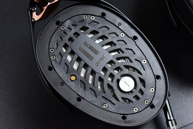 奢华？退烧？平板大耳天花板？是真好听！MEZE Licir2试听