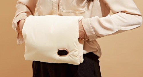 新年礼物送什么给女生合适？力荐十款最打动女人心的礼物合集