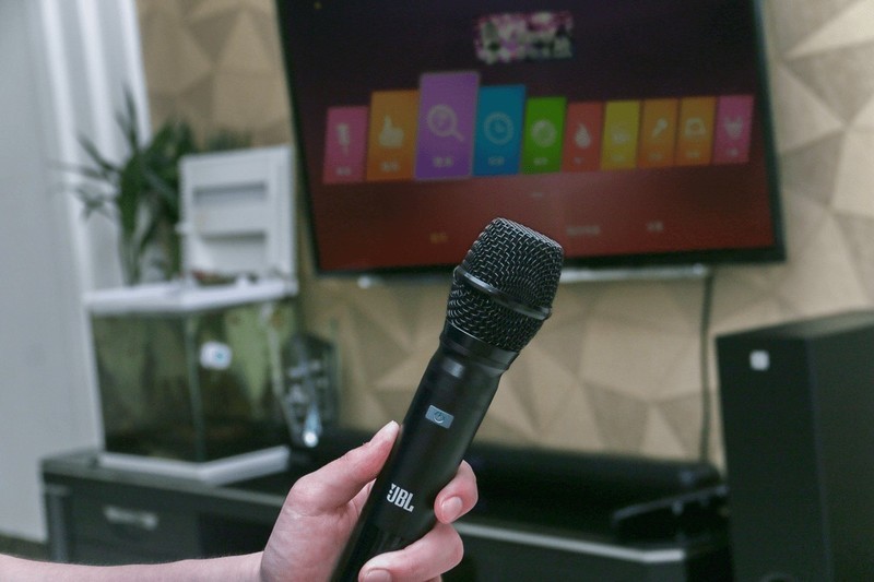 在家也能畅快K歌，让电视不再是摆设，JBL KTV350回音壁评测