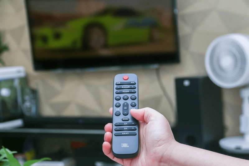 在家也能畅快K歌，让电视不再是摆设，JBL KTV350回音壁评测