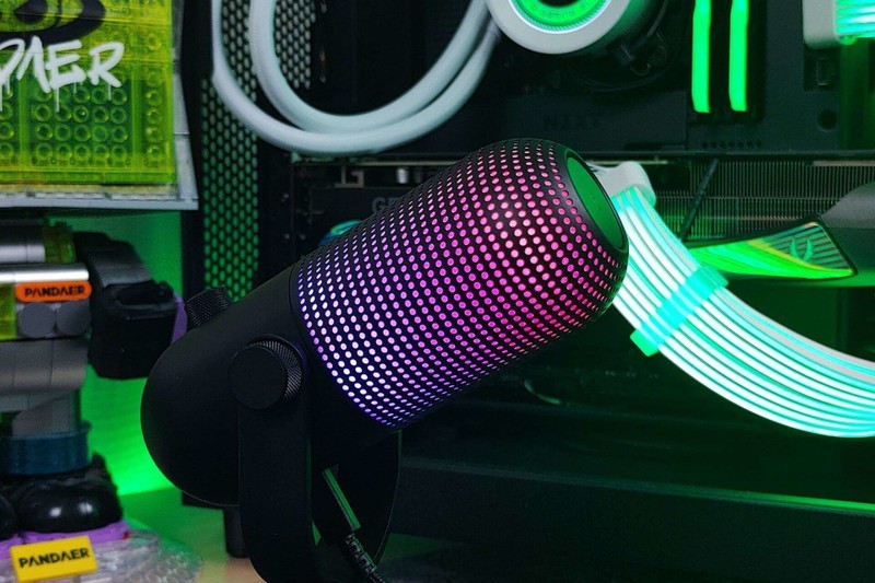 专业、易用的录音，响应式RGB灯光律动，魔音海妖V3幻彩版评测