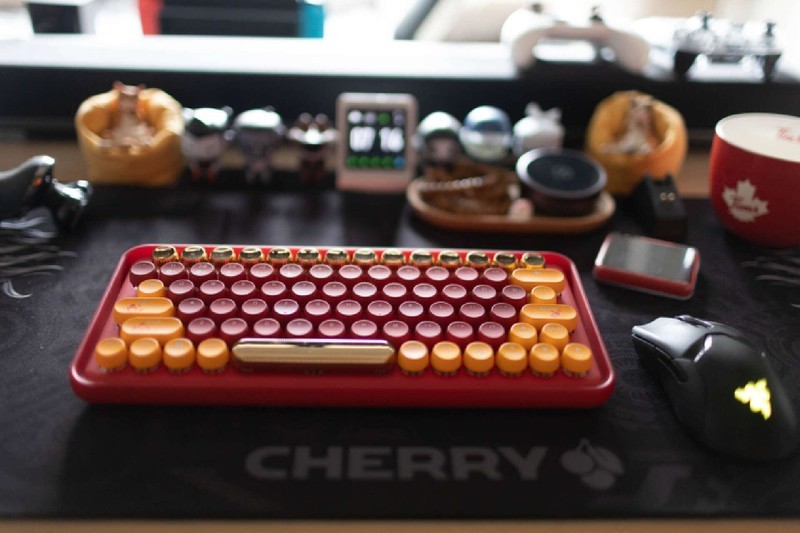 桌面上绽放的那一抹红色，雷柏 ralemo Pre 5多模无线机械键盘