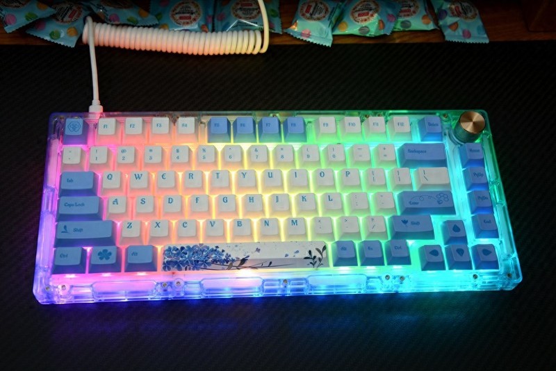 双灯区、软硬双结构，Miel M75 Blue Flurry亚克力三模机械键盘