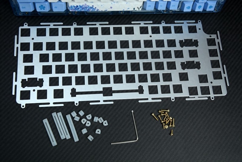 双灯区、软硬双结构，Miel M75 Blue Flurry亚克力三模机械键盘