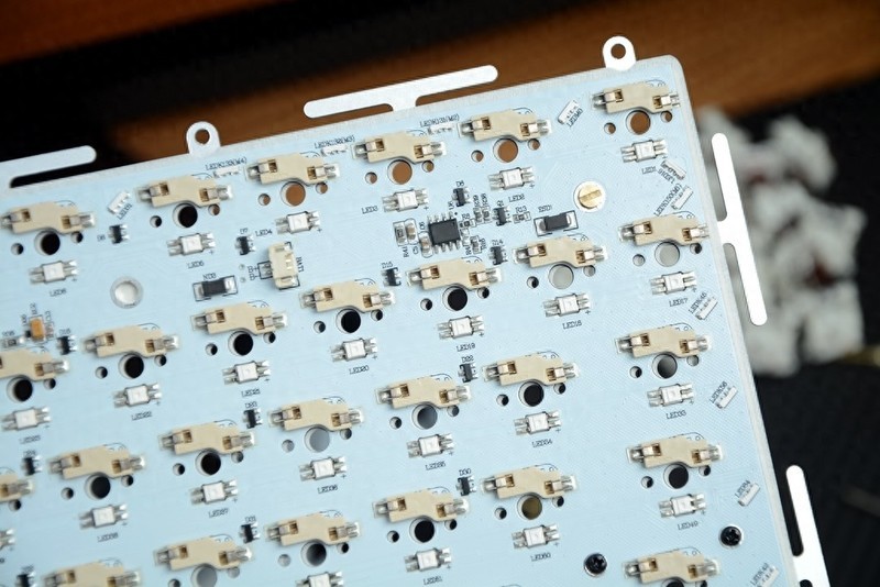 双灯区、软硬双结构，Miel M75 Blue Flurry亚克力三模机械键盘