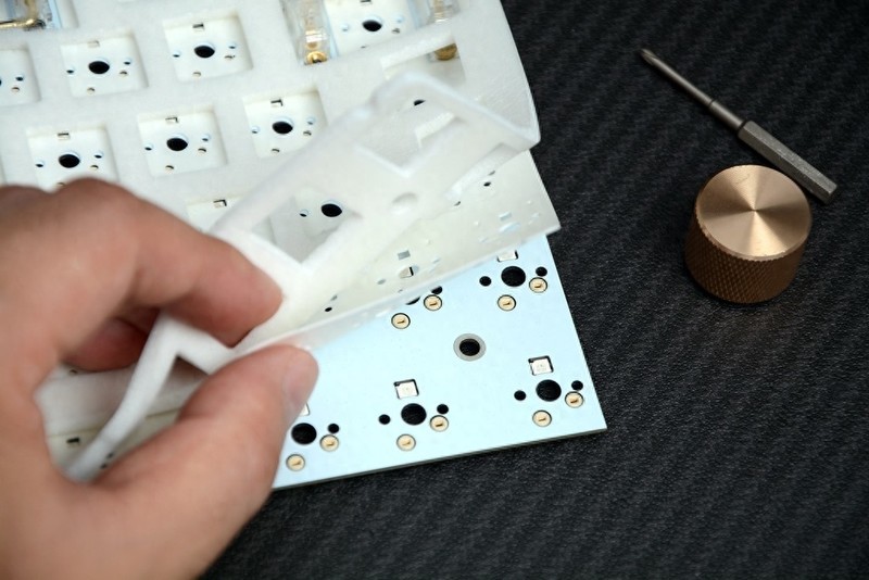 双灯区、软硬双结构，Miel M75 Blue Flurry亚克力三模机械键盘