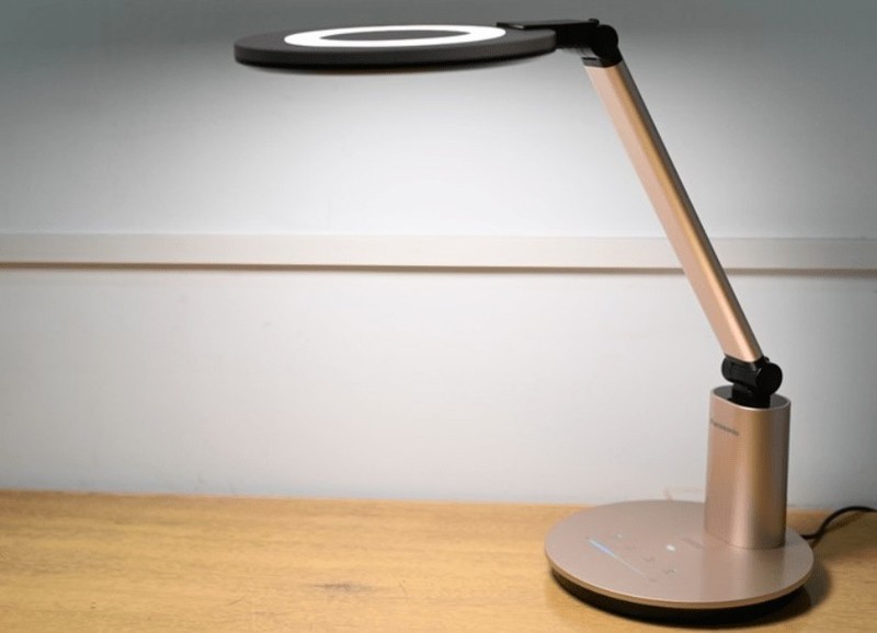 2023年四款热门护眼台灯推荐/测评/排行/选购指南-内含明基/书客/飞利浦