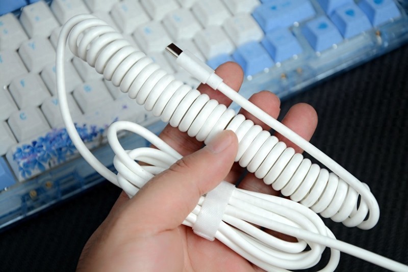 双灯区、软硬双结构，Miel M75 Blue Flurry亚克力三模机械键盘