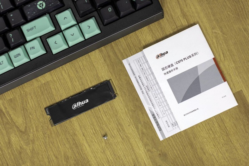 智能控温不掉速，大华存储C970 PLUS固态硬盘实测体验