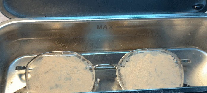 苏泊尔好还是希亦超声波清洗机好？眼镜可以用超声波清洗机洗吗？