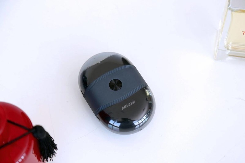 出差多如何解决脸部卫生，入手未野剃须刀实现千元级净须不残留