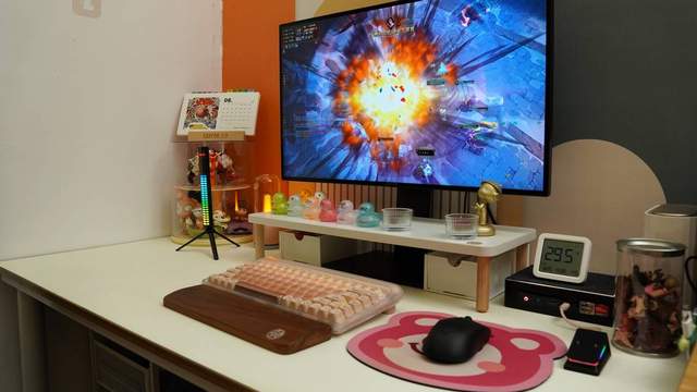 原相3950引擎+200H续航+万金油手感！雷柏VT1 PRO MAX 鼠标评测