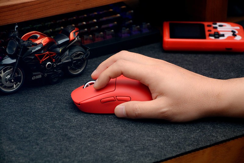 一直被模仿，从未被超越，罗技GPW2金刚版开箱体验