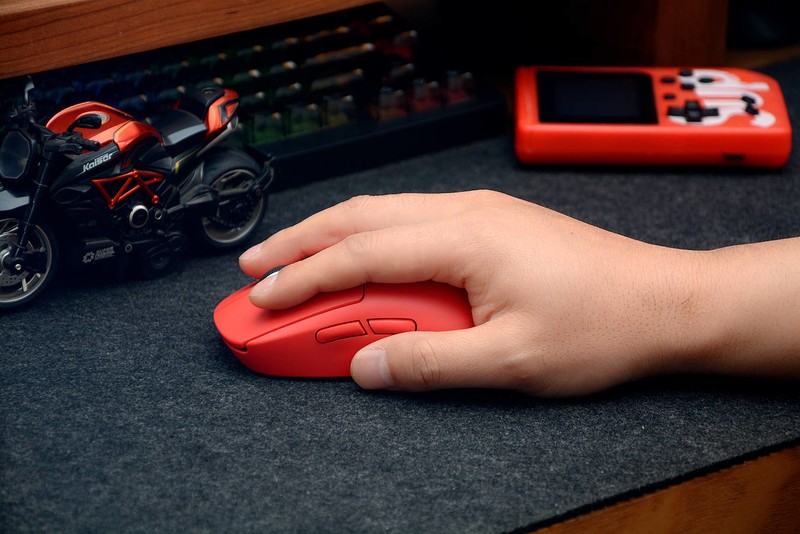 一直被模仿，从未被超越，罗技GPW2金刚版开箱体验