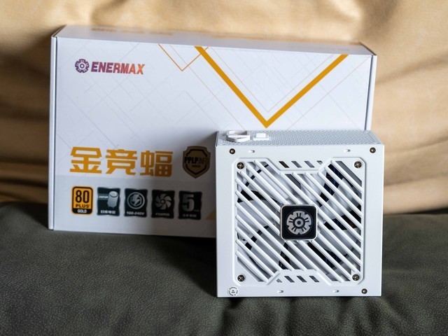 生产力和游戏都想要！英特尔U7 265K+七彩虹Z890M战列舰装机分享