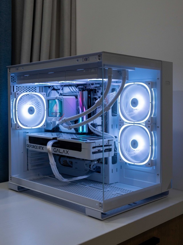 生产力和游戏都想要！英特尔U7 265K+七彩虹Z890M战列舰装机分享