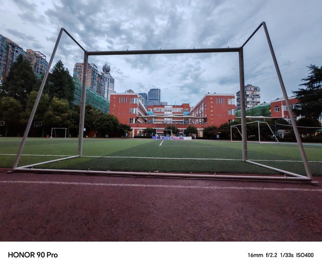 荣耀90 Pro星钻银体验，写真人像+护眼好屏，为爱美的你量身打造