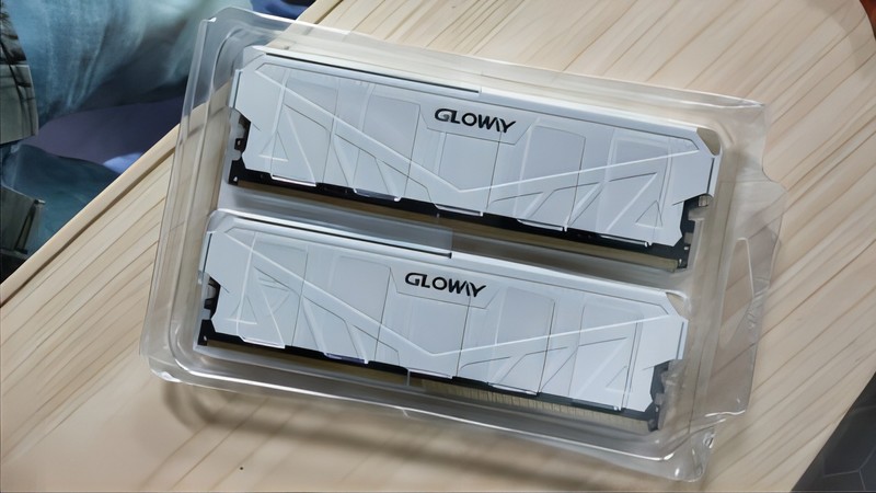 重回白菜价就能满上内存的时代，高性价比光威内存推荐