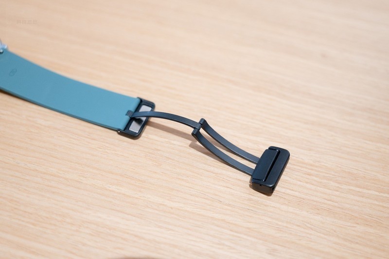 腕上健康顾问，也是生活助手，圆道妙医心电手表