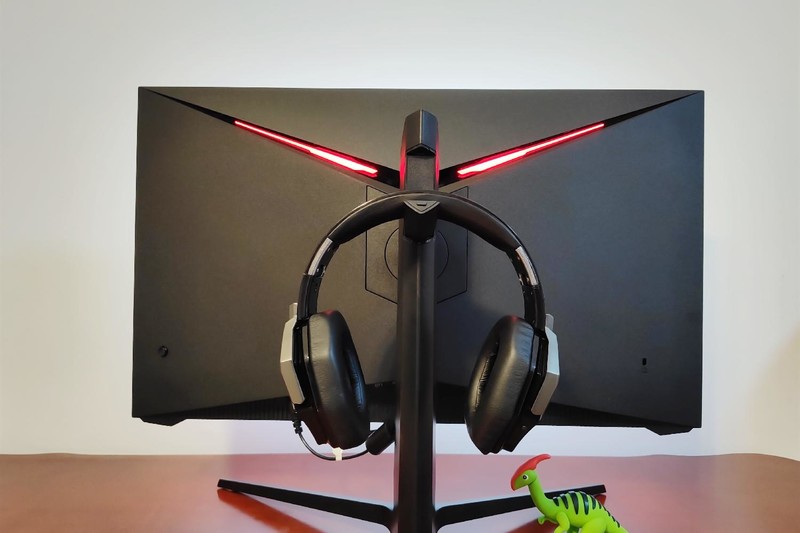 240Hz高刷，FAST-VA面板！27英寸INNOCN显示器表现令人惊艳