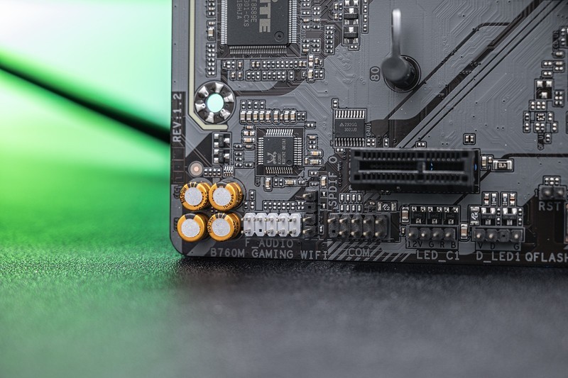 轻消费时代好选择，技嘉主流级B760魔鹰赏析