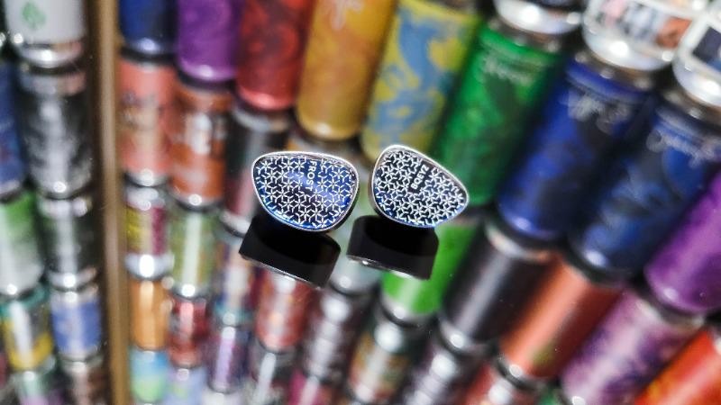 高颜值，好声音！BQEYZ Frost霜动圈微平板混合耳机