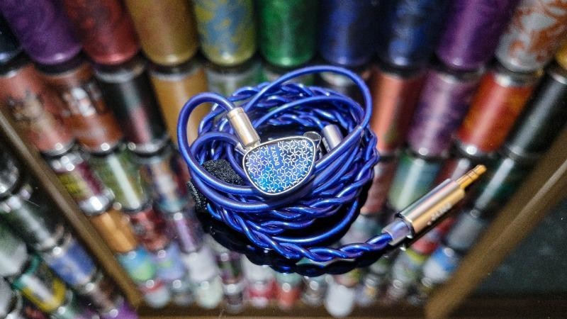 高颜值，好声音！BQEYZ Frost霜动圈微平板混合耳机